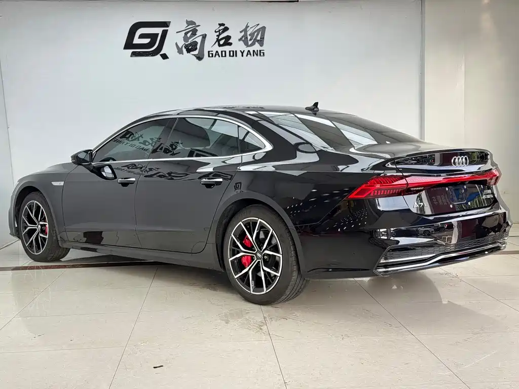 Audi A7L 2023 — фото 23