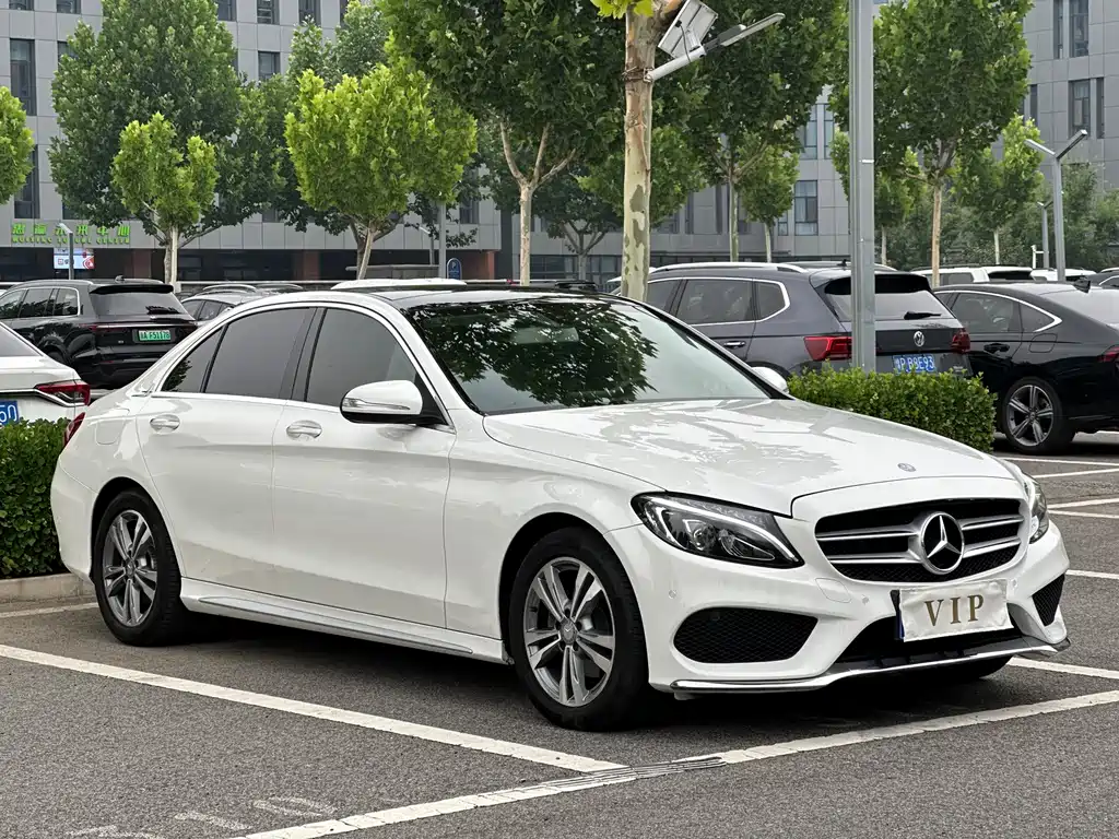 Mercedes-Benz C-Class 2017