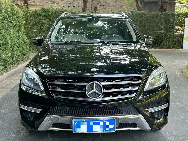 Mercedes-Benz M-Class 2015