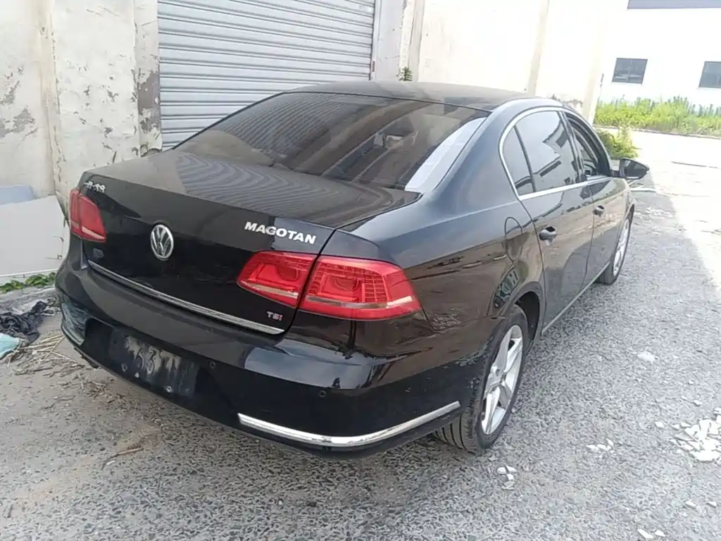 Volkswagen Magotan 2016