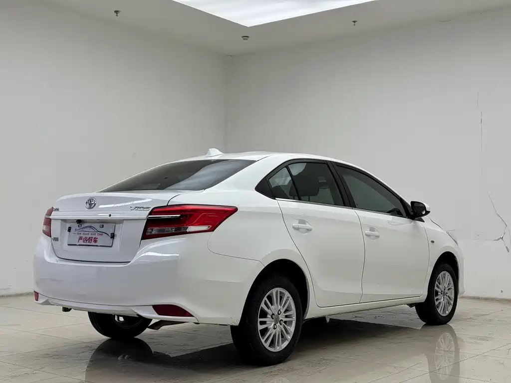 Toyota Vios 2017 — фото 6