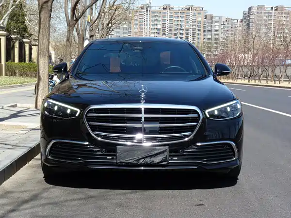 Mercedes-Benz S-Class 2024