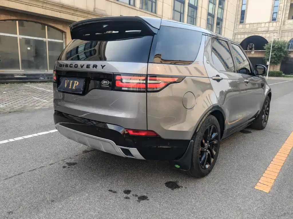 Land Rover Discovery 2021 — фото 17