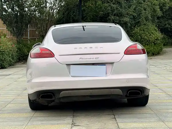 Porsche Panamera 2013