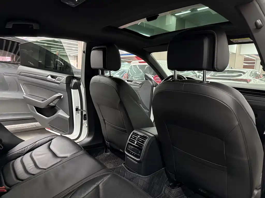Volkswagen CC 2020 — фото 13
