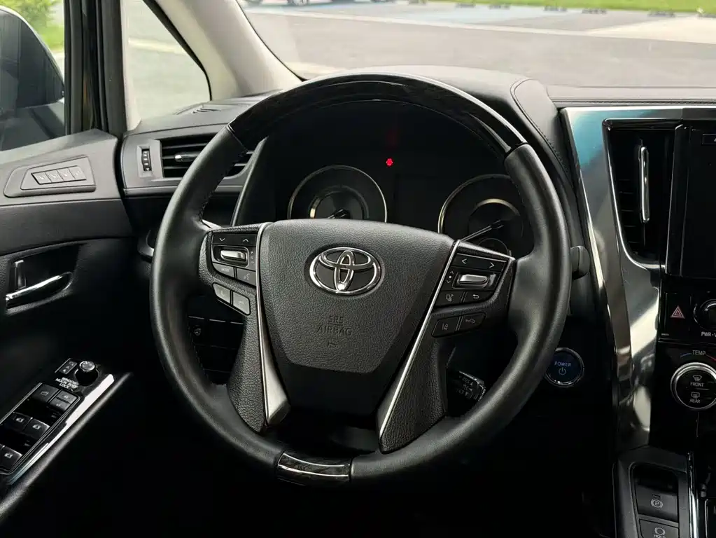 Toyota Vellfire 2020 — фото 5