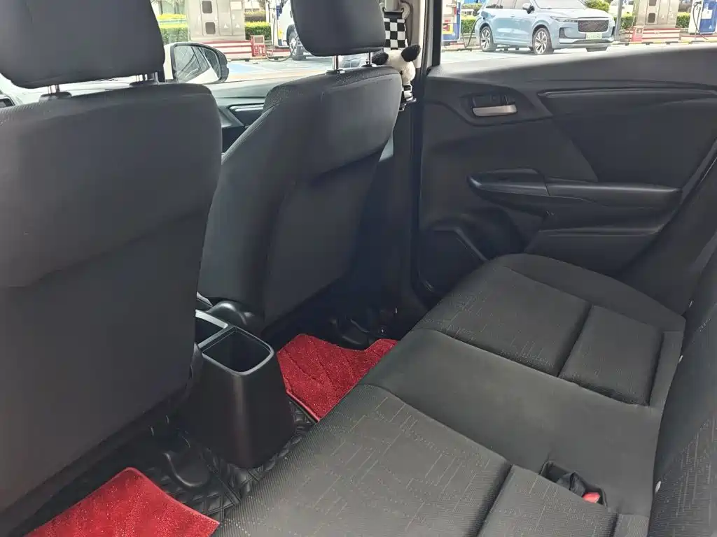 Honda Fit 2018 — фото 24