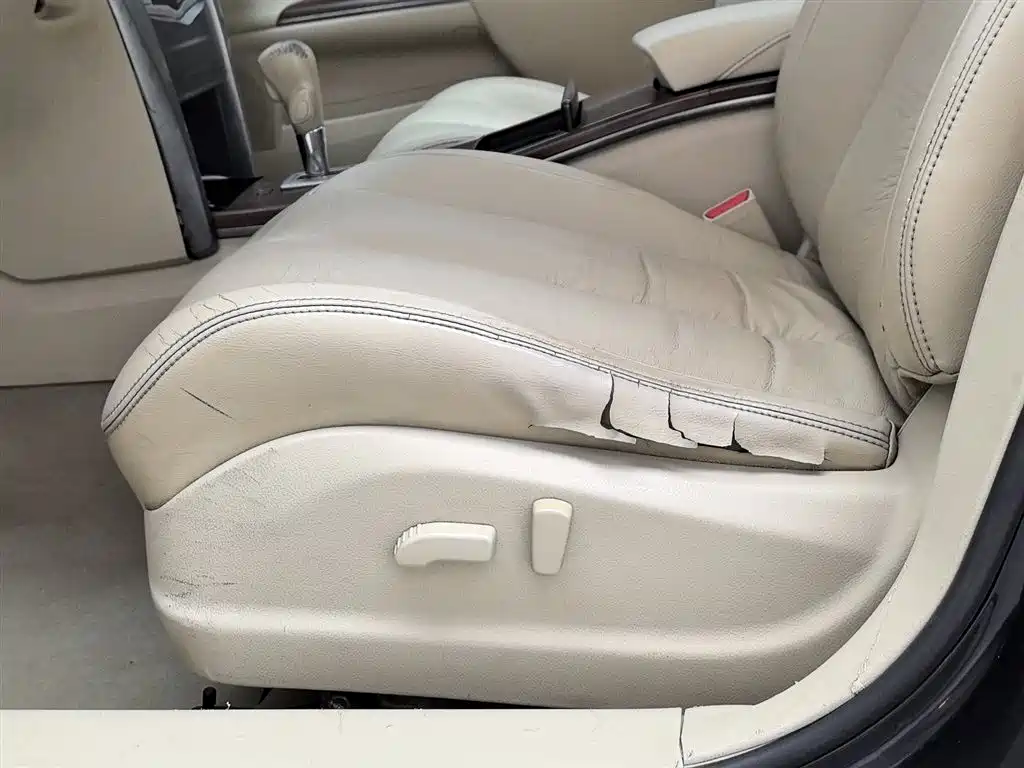 Nissan Teana 2010 — фото 20