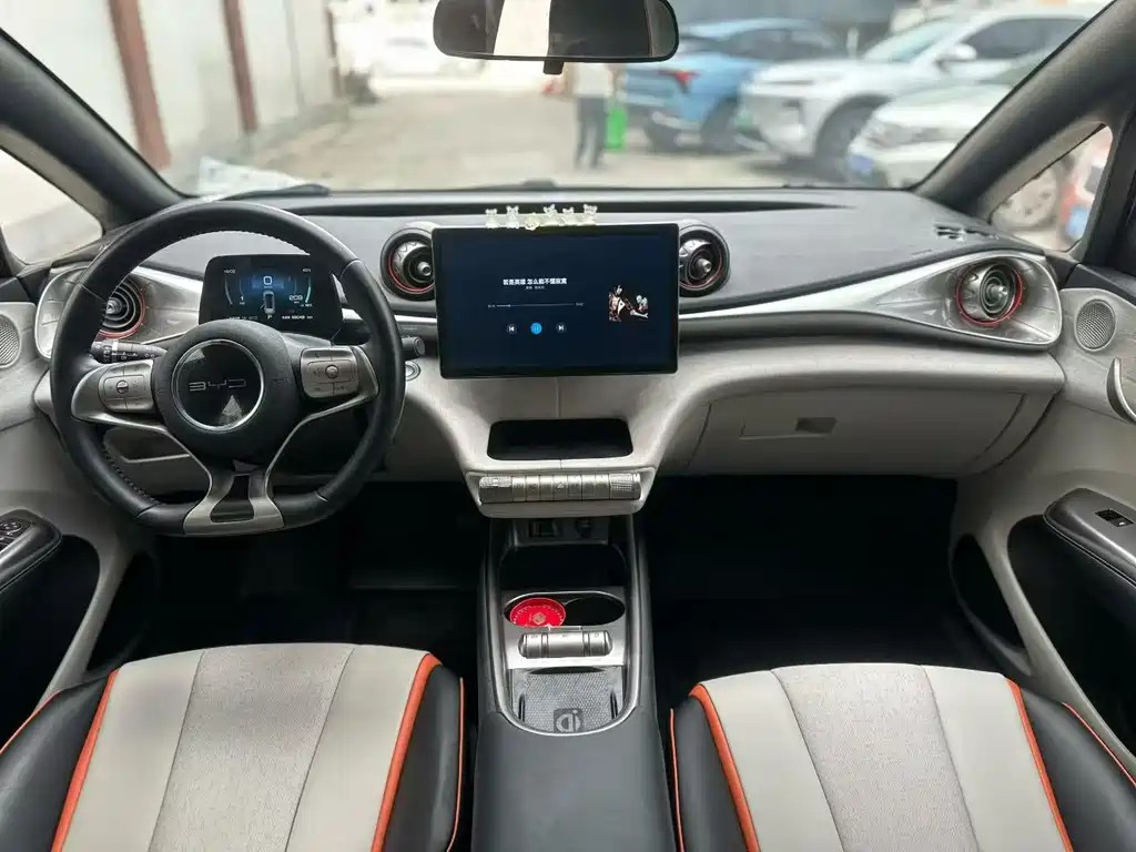 BYD Dolphin 2022