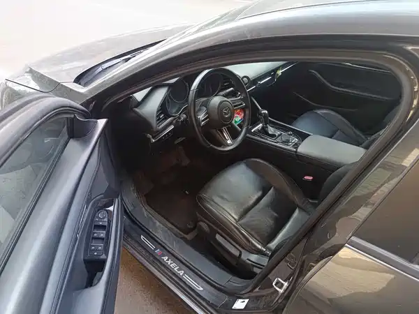 Mazda 3 Axela 2020