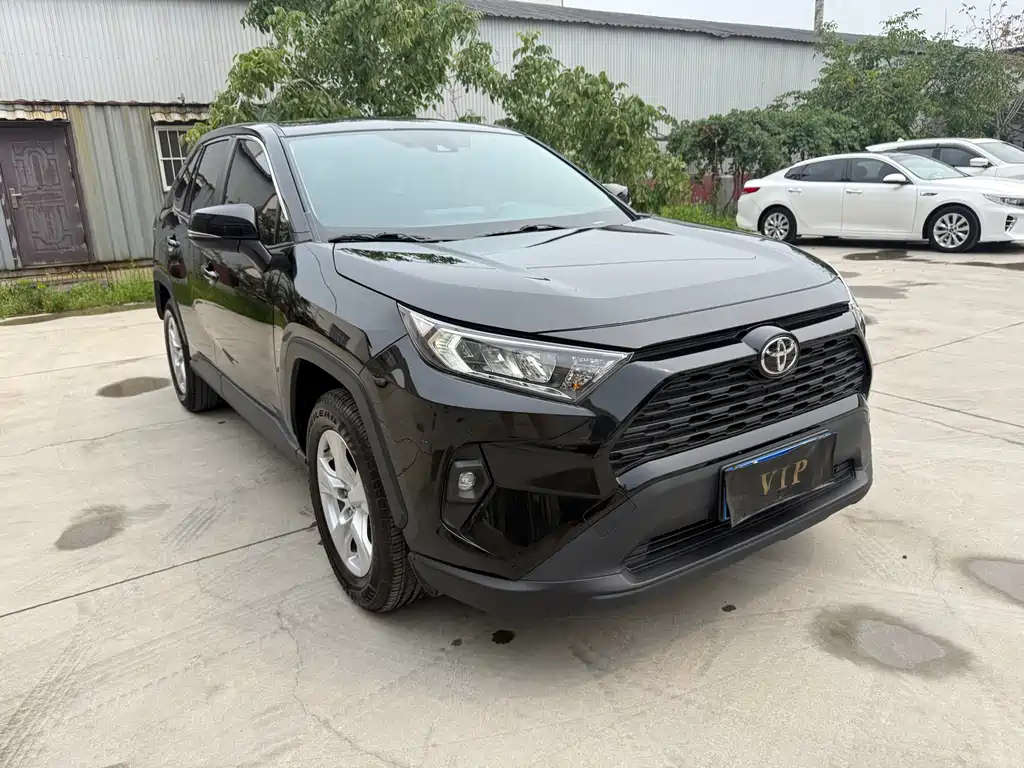 Toyota RAV4 2024