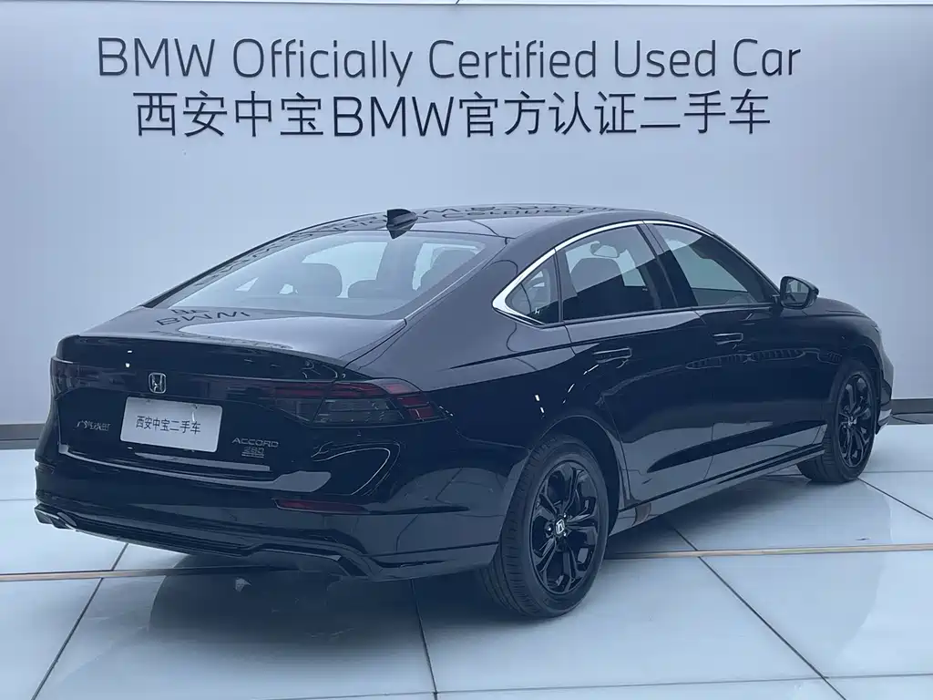 Honda Accord — фото 5