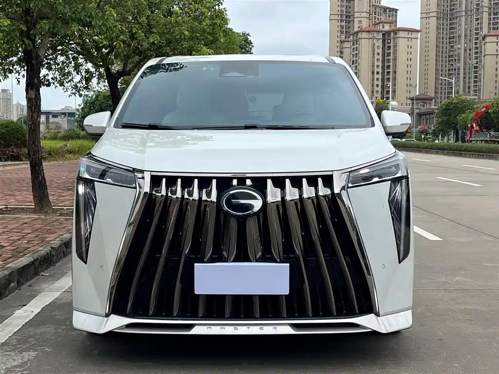 GAC Motor Trumpchi M8 2022 — фото 2