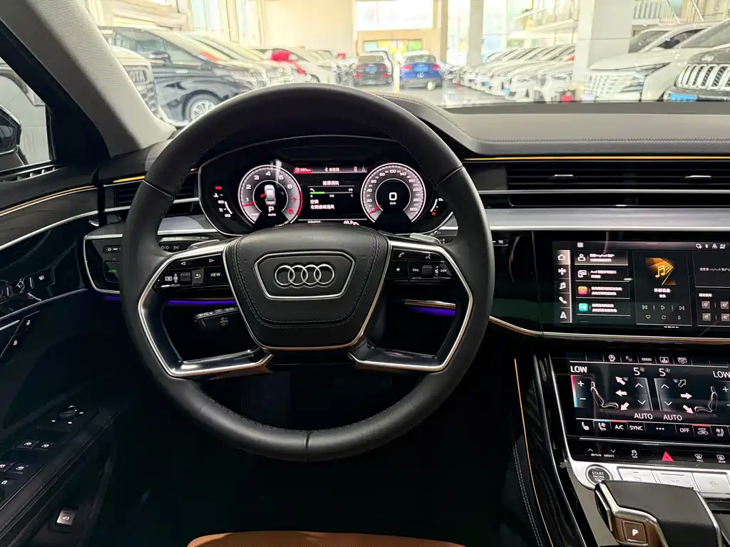 Audi A8 2023 — фото 17
