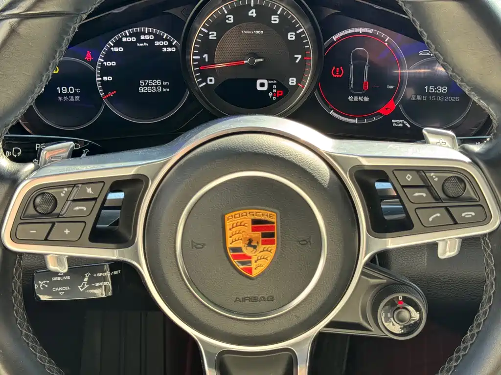 Porsche Panamera 2019 — фото 14