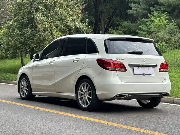 Mercedes-Benz B-Class 2015