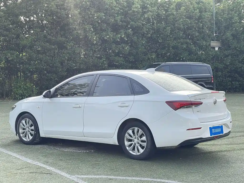 Buick Excelle 2018 — фото 14