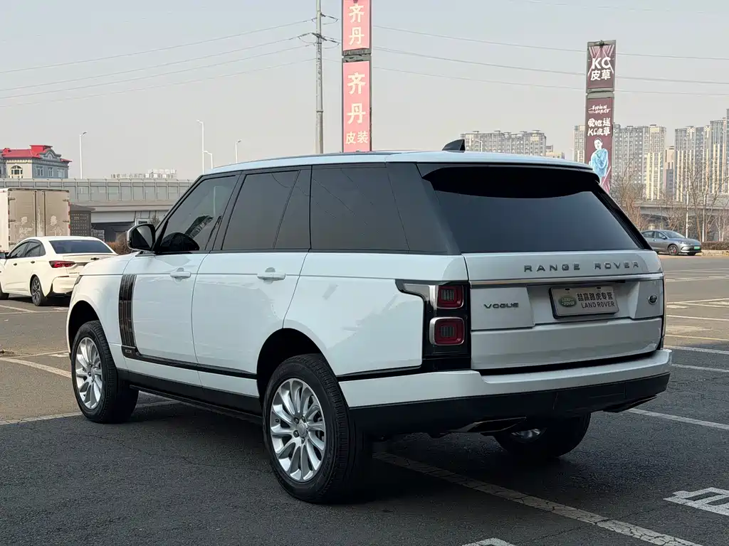 Land Rover Range Rover 2020 — фото 10