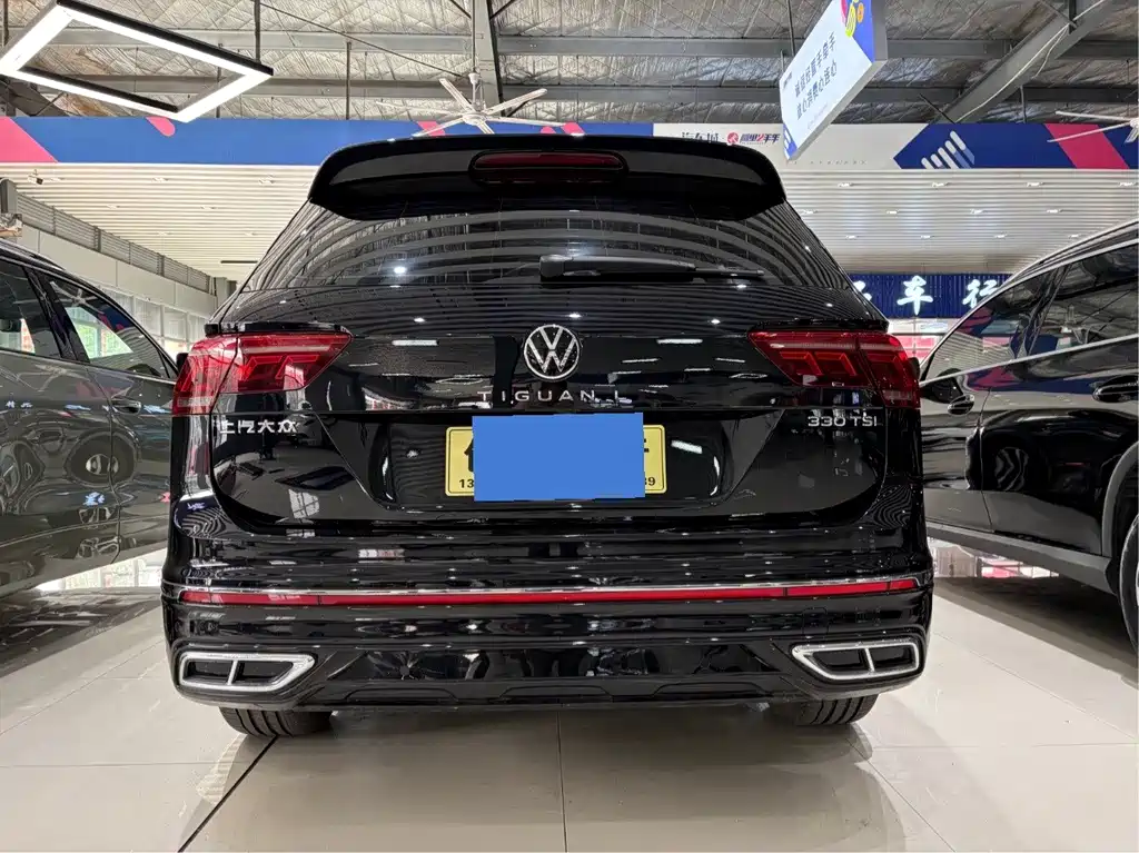 Volkswagen Tiguan L 2023 — фото 4