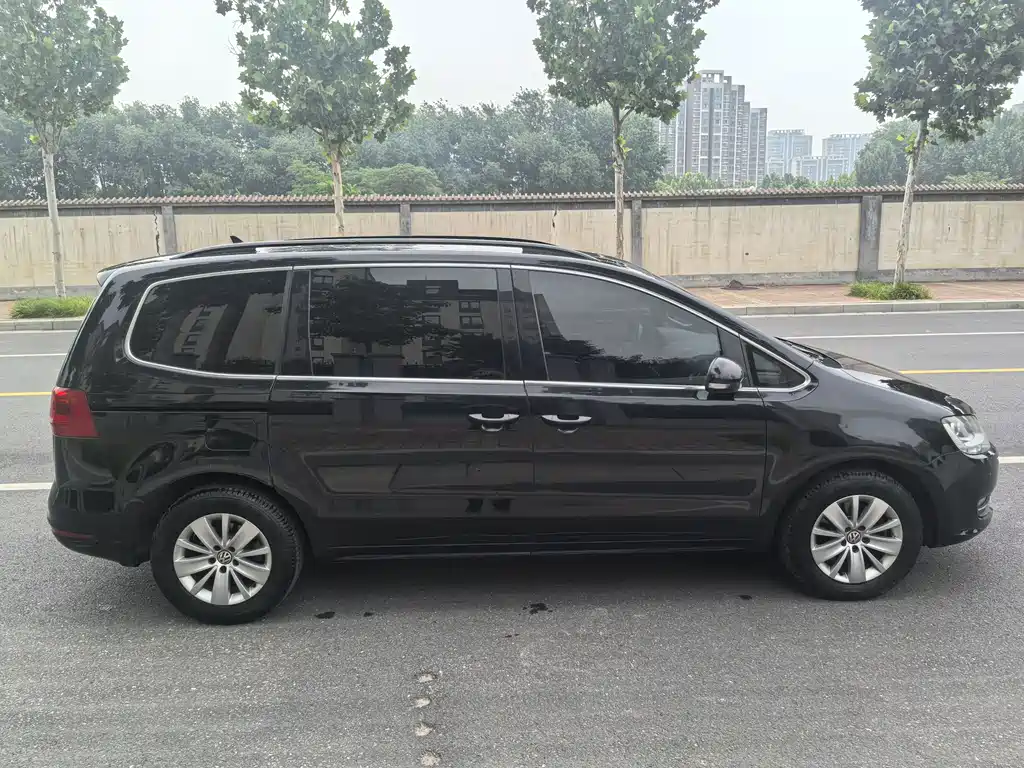 Volkswagen Sharan 2016 — фото 19