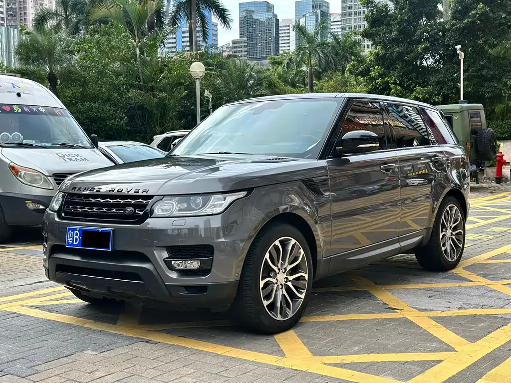 Land Rover Range Rover Sport 2013 — фото 3