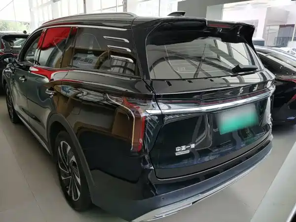 Hongqi HS7 PHEV 2024