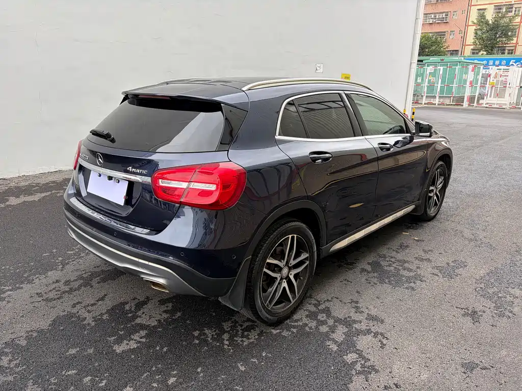 Mercedes-Benz GLA 2016 — фото 10