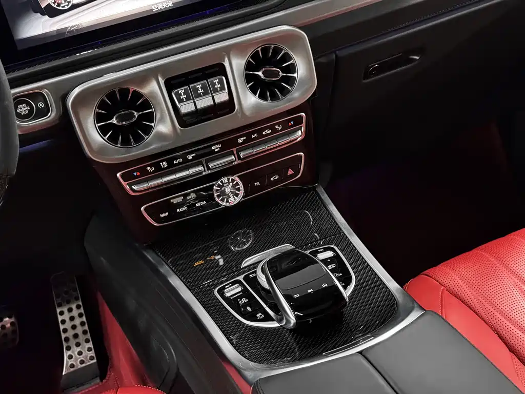 Mercedes-Benz G-Class AMG 2024 — фото 11