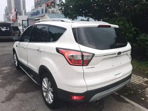Ford Kuga 2017