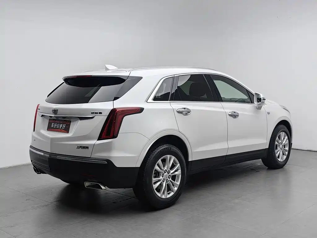 Cadillac XT5 2019 — фото 2