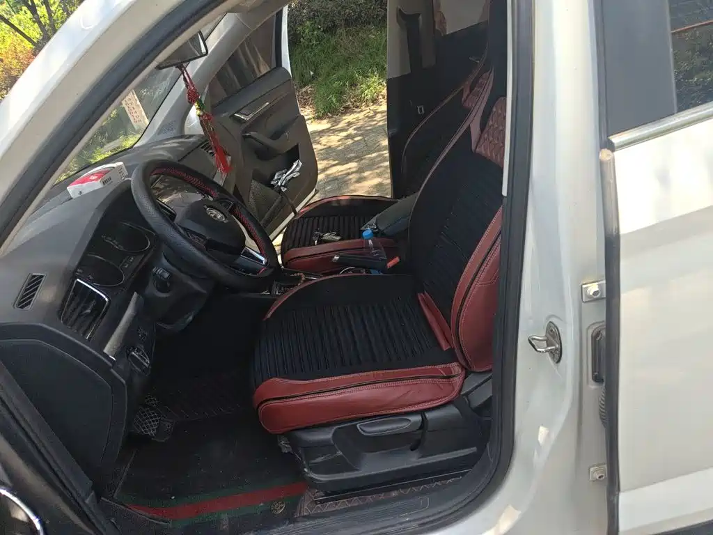 Skoda Kamiq 2023 — фото 11