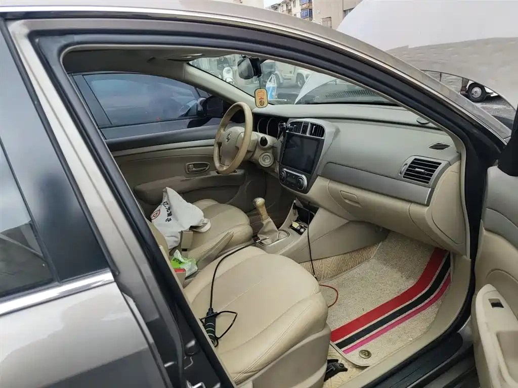 Nissan Sylphy 2017 — фото 20