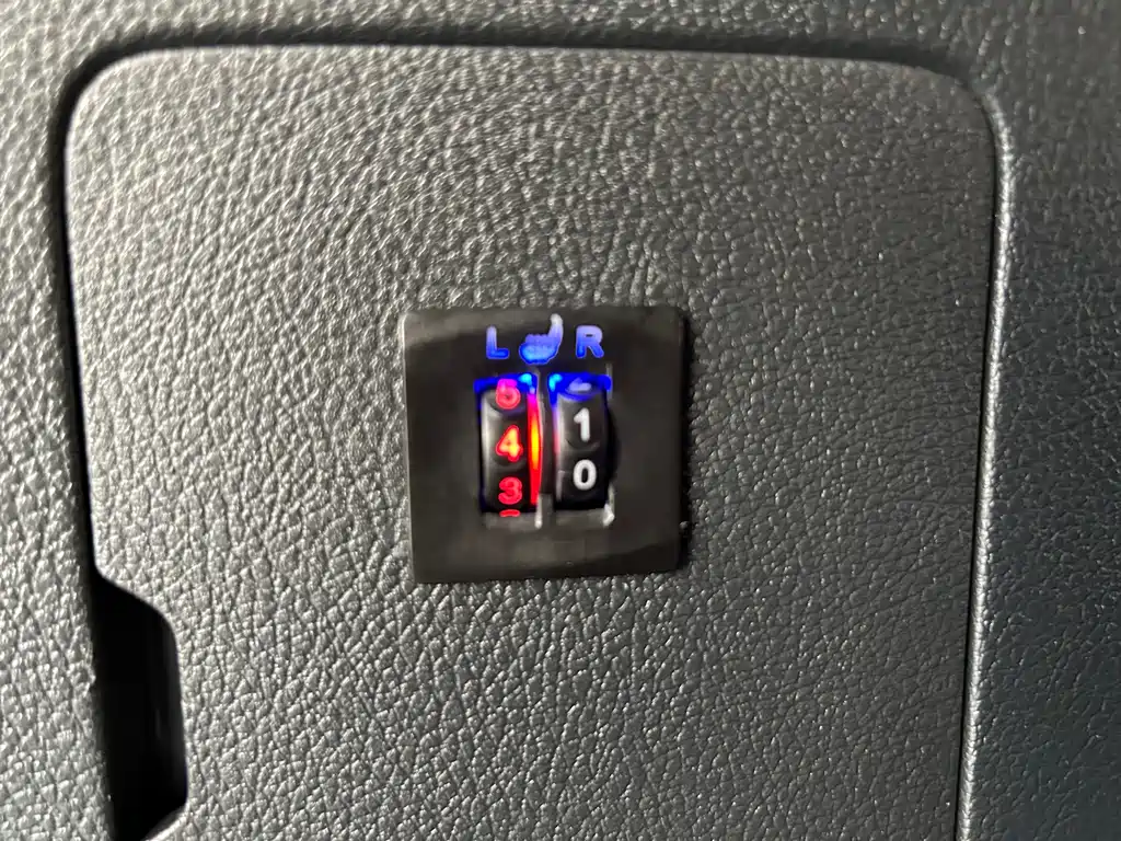 Mitsubishi Outlander 2022 — фото 20