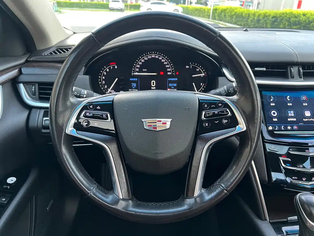 Cadillac XTS 2018 — фото 17