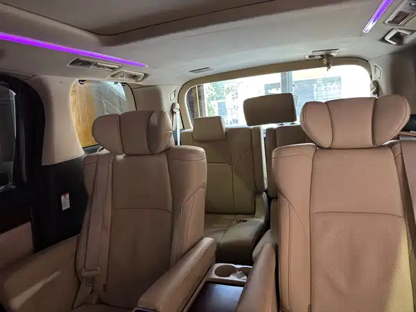 Toyota Alphard 2015