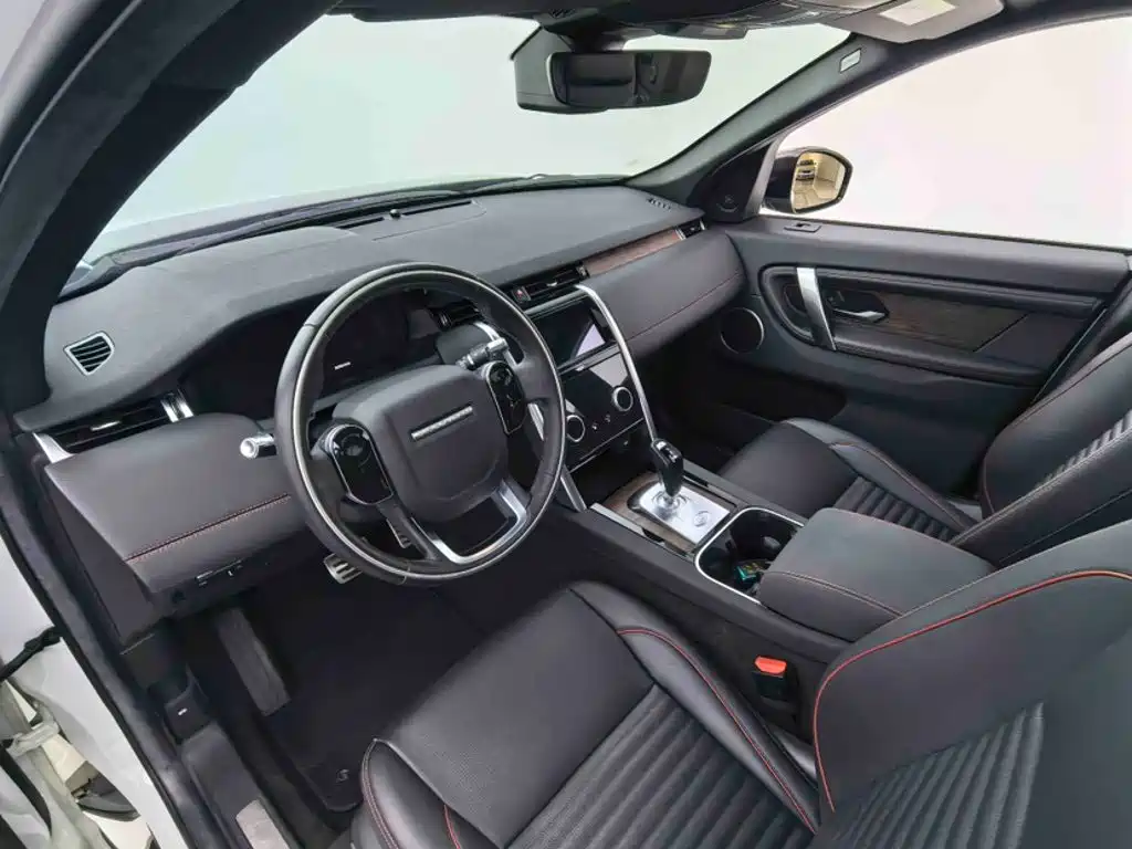 Land Rover Discovery Sport 2021 — фото 11