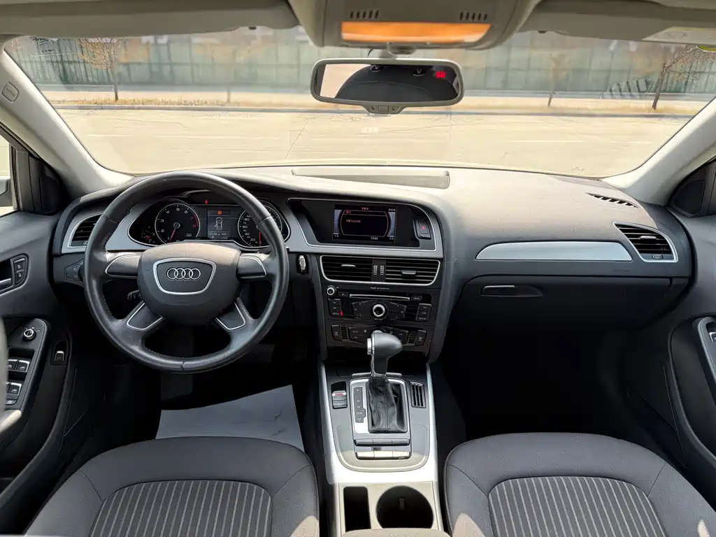 Audi A4L 2016 — фото 22