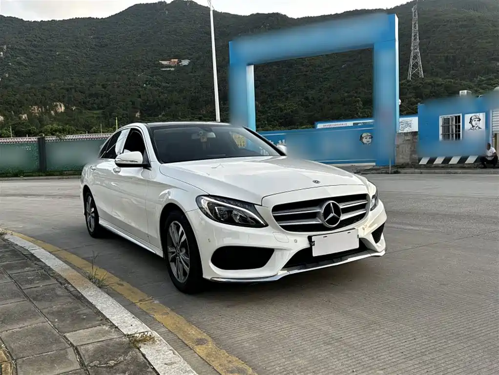 Mercedes-Benz C-Class 2017 — фото 6