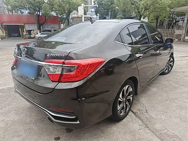 Honda Crider 2016