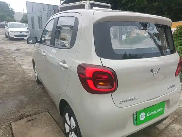 Wuling Hongguang MINIEV 2025