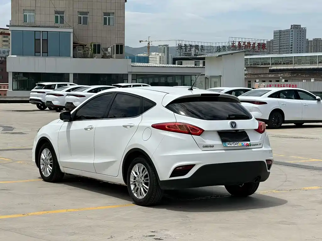 Changan Eado XT 2014 — фото 9