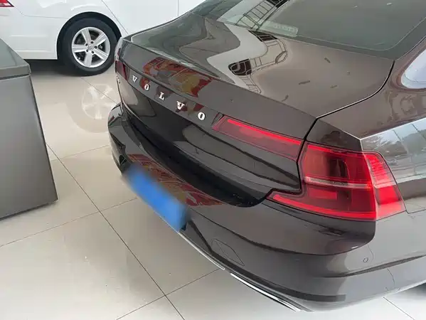 Volvo S90 2017