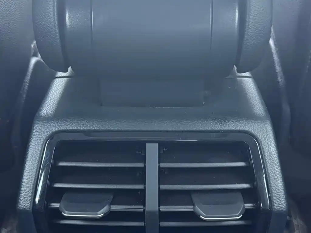 Audi Q3 2022 — фото 14