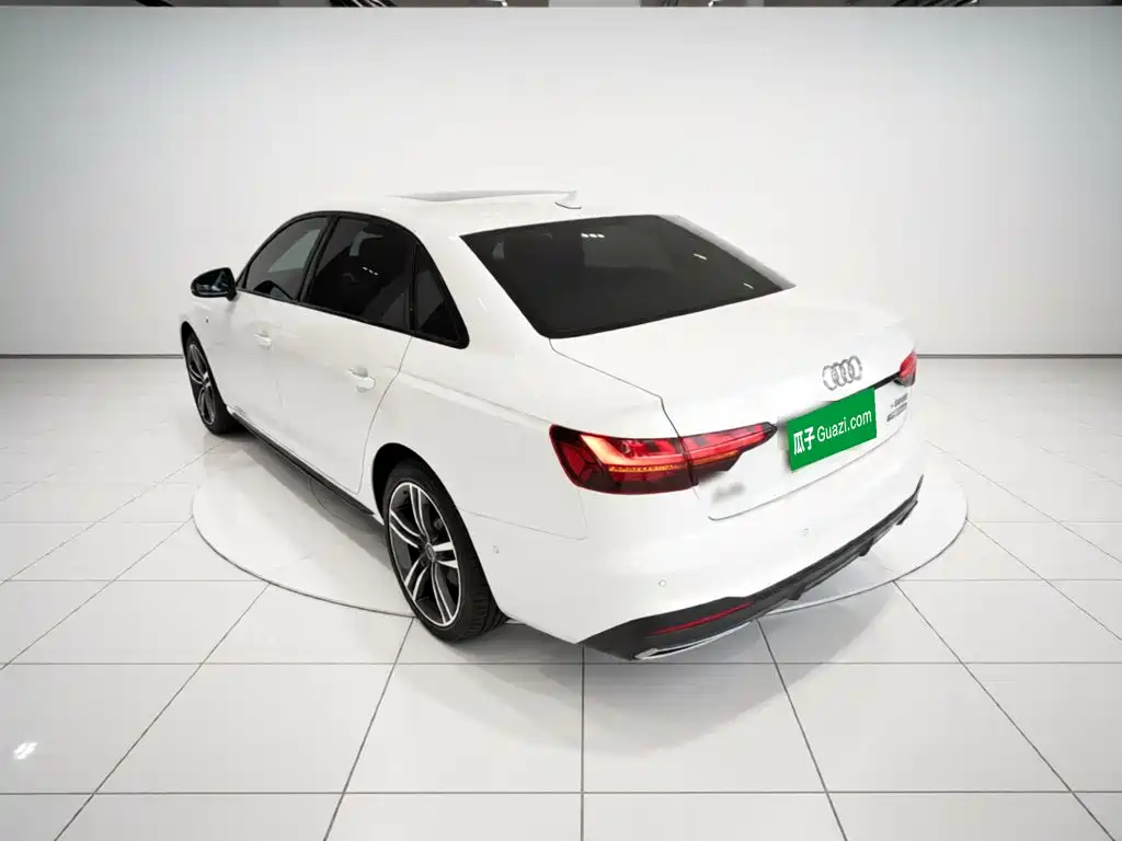 Audi A4L 2023