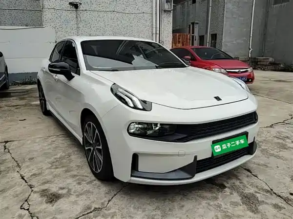 Lynk & Co 03 2019