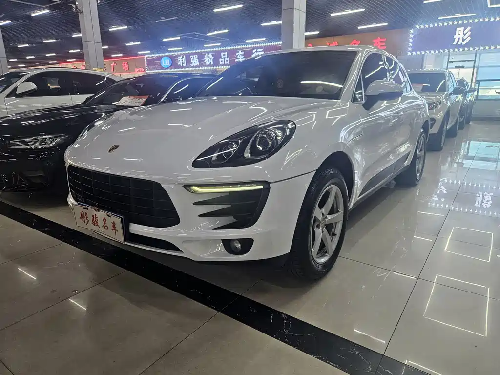 Porsche Macan 2016 — фото 1