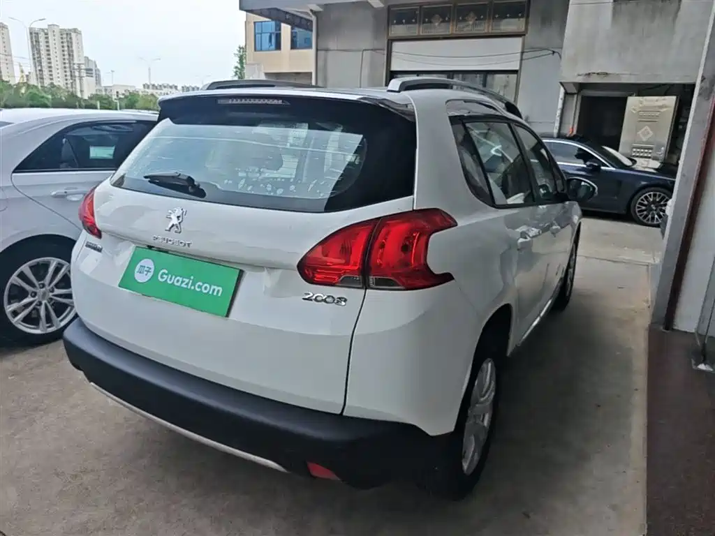 Peugeot 2008 2015