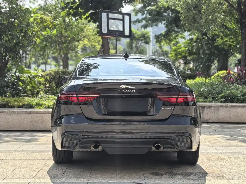 Jaguar XEL 2023 — фото 11