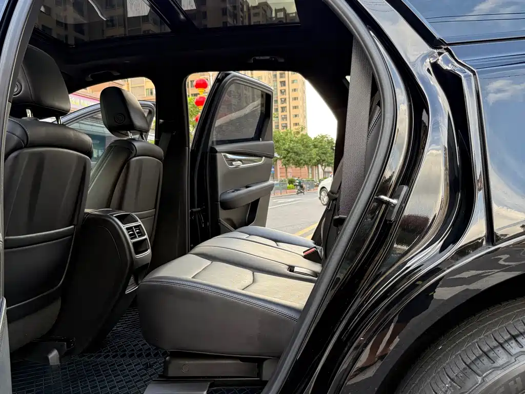 Cadillac XT5 2022 — фото 23