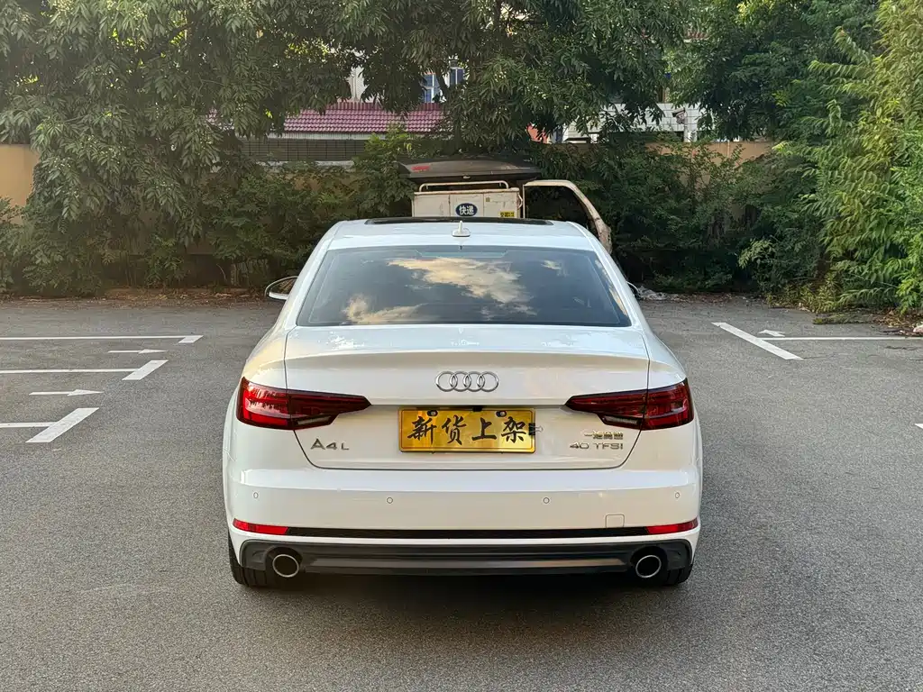 Audi A4L 2018 — фото 10